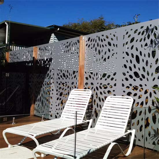 Fabrikgefertigte lasergeschnittene Sichtschutzgeländer für den Garten / lasergeschnittene Sichtschutzzäune für Pools / lasergeschnittene Treppengeländer, Sicherheitsgeländer mit lasergeschnittenen Sichtschutz